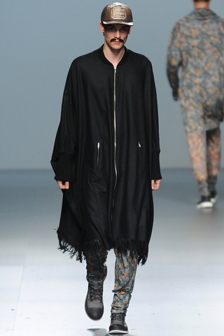 carlos_d__ez___pasarela_788815661_320x480