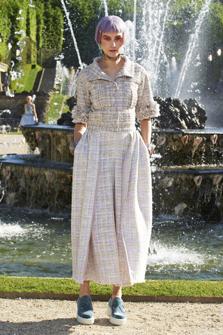 chanel_pasarela_128368763_320x480