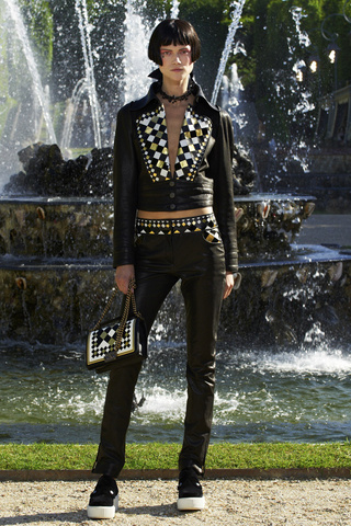 chanel_pasarela_283783921_320x480