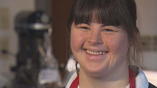 Chica con Síndrome de Down abre su propio negocio