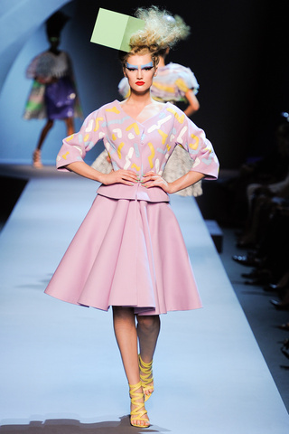 christian_dior___pasarela_289896402_320x480