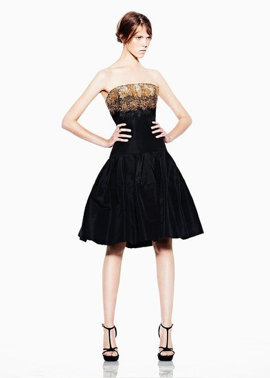 868ae68c6887a604_alexander-mcqueen-resort-2012-runway-019_145955184932_preview