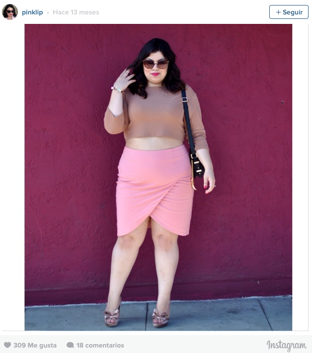 mujeres con crop tops