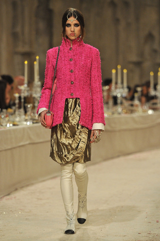 chanel___pasarela_570764097_320x480