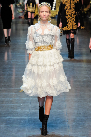 dolce___gabbana___pasarela_86911135_320x480