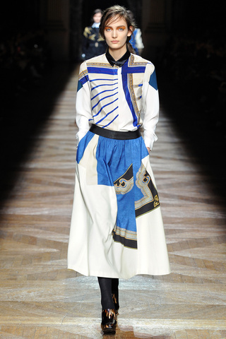 dries_van_noten___pasarela_669414555_320x480