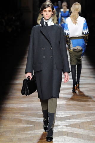 dries_van_noten___pasarela_783000589_320x480