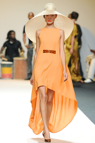 duyos___pasarela_144224167_320x480