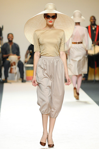 duyos___pasarela_920537083_320x480