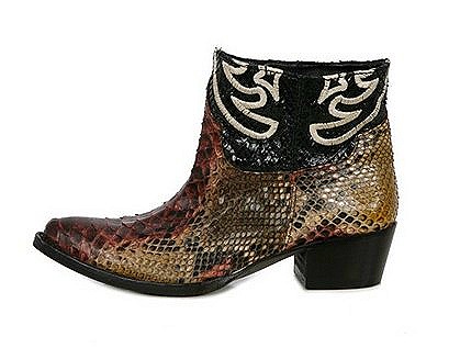 erin-wasson-zadig-voltaire-fw-2011-shoes