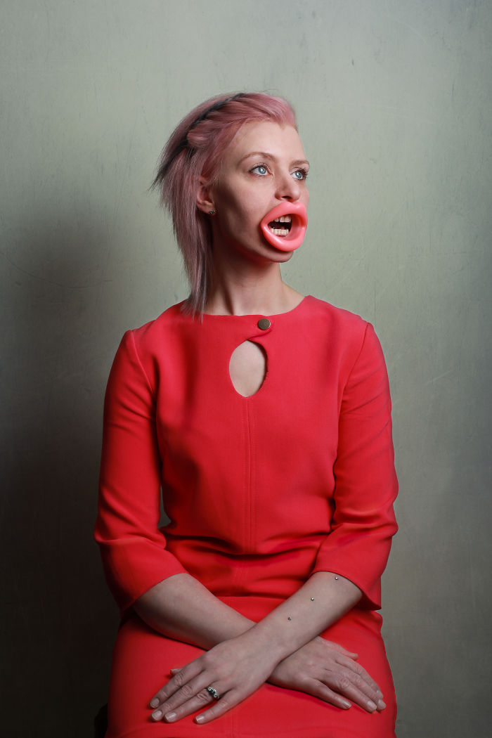 Beauty warrior, proyecto que muestra extraño artilugios de belleza