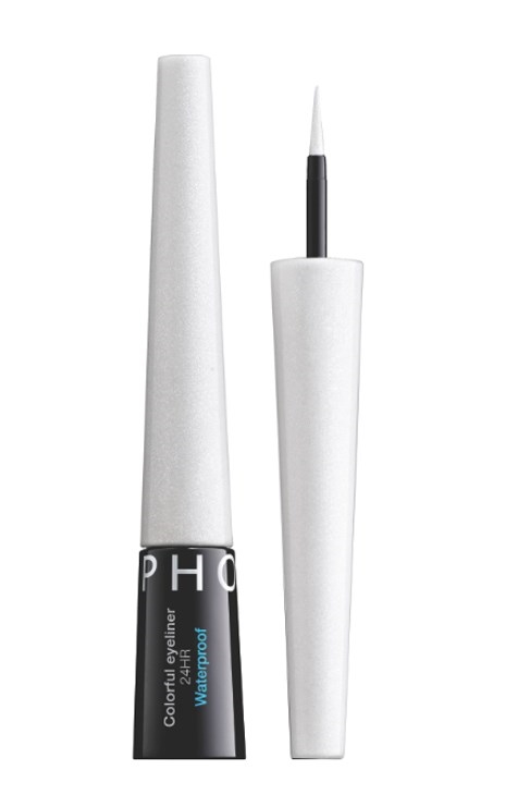 Tendencia eyeliner blanco