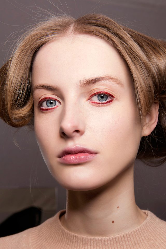 Eyeliners de colores, tendencia 2018-2019