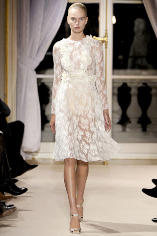 giambattista_valli___pasarela_293757583_320x480