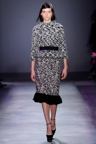 giambattista_valli___pasarela_885775916_320x480
