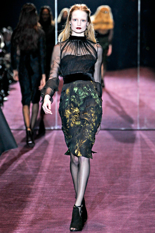gucci___pasarela_621985214_320x480