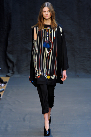 herm__s___pasarela_402045068_320x480