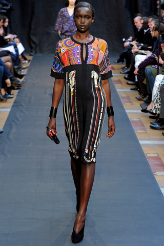 herm__s___pasarela_594107338_320x480