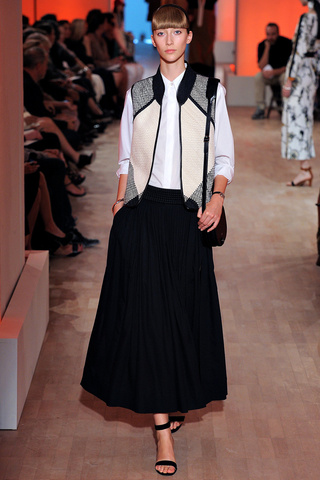 herm__s___pasarela_737437533_320x480