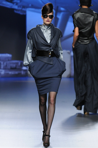 ion_fiz___pasarela_13156654_320x480