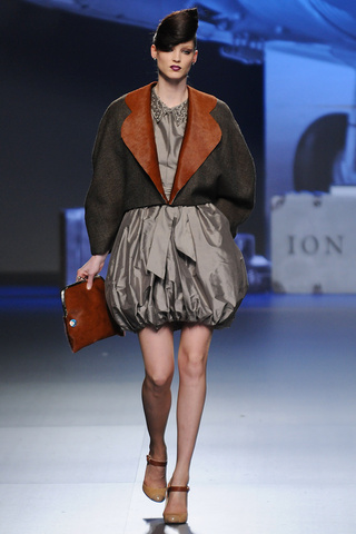 ion_fiz___pasarela_363480539_320x480