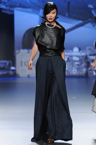 ion_fiz___pasarela_371090598_320x480