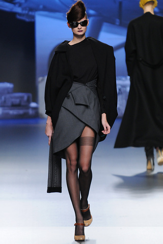 ion_fiz___pasarela_479365953_320x480