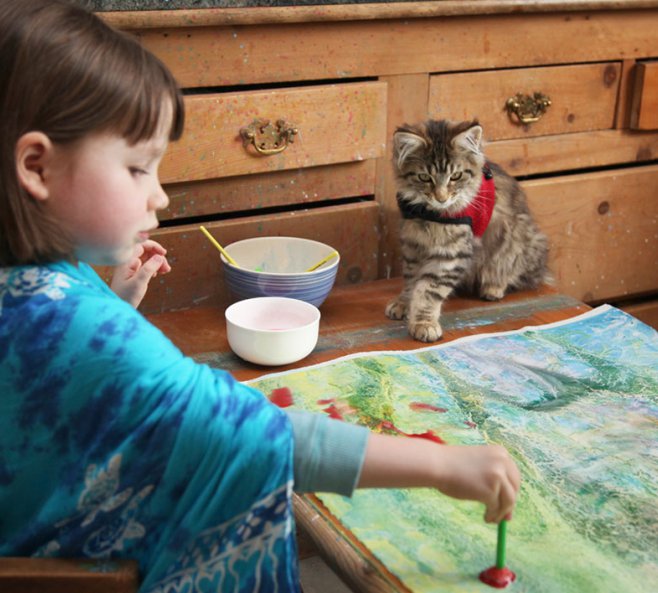Niña autista y su gato