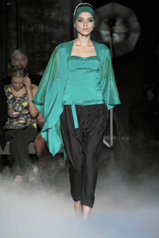 jean_charles_de_castelbajac___pasarela_675853031_320x480