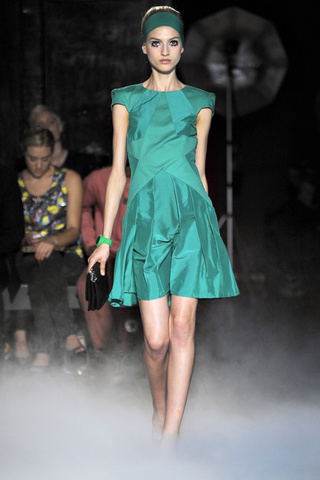 jean_charles_de_castelbajac___pasarela_858843139_320x480