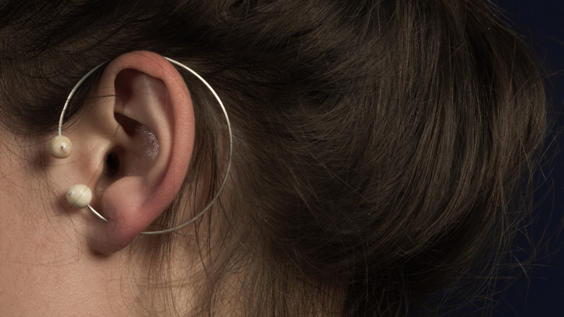 Joyas hechas con dientes humanos