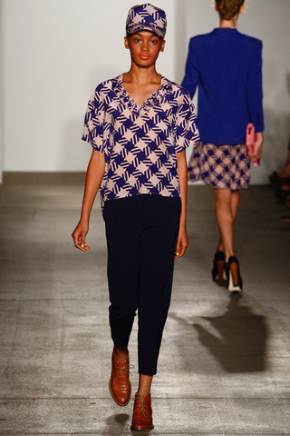 karen_walker___pasarela_9895708_320x480