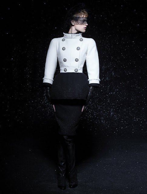 chanel-haute-couture-autumn-2011-lookbook-120711-7