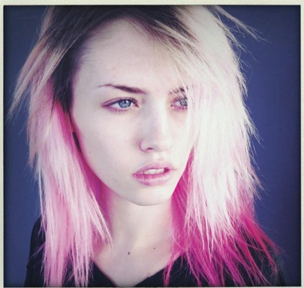 pelo-puntas-charlotte