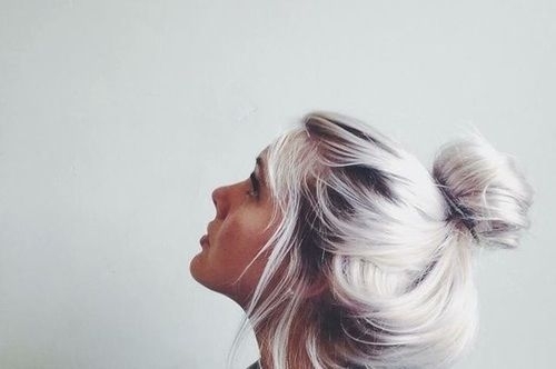 Looks con el pelo blanco