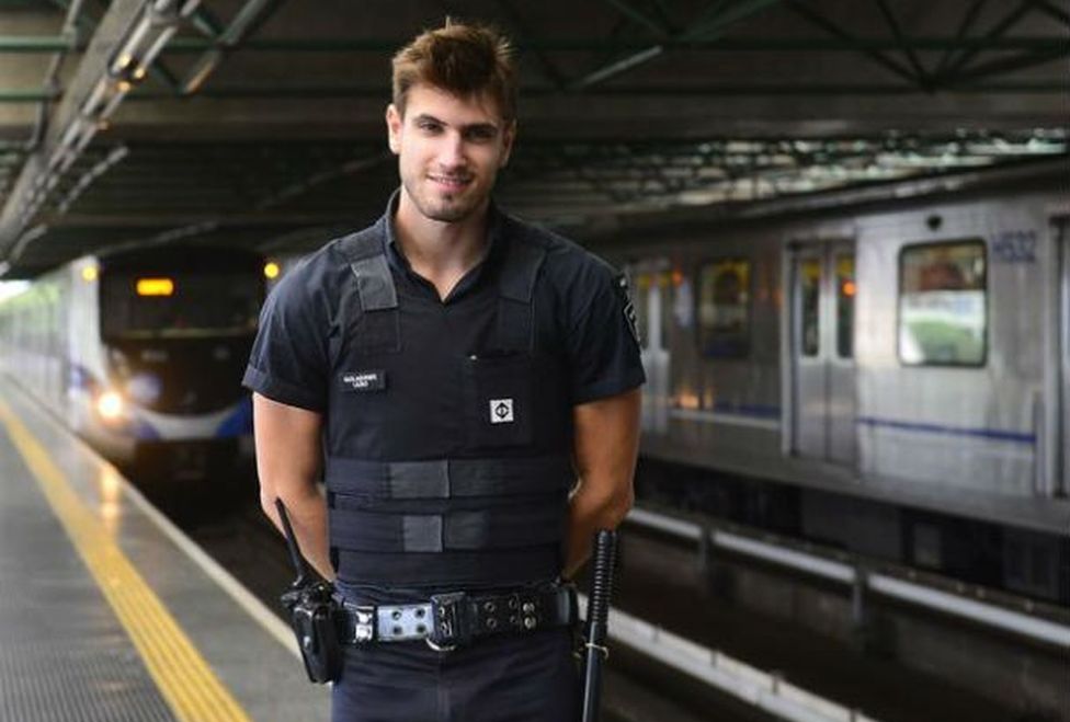 Los policias mas guapos y sexis 