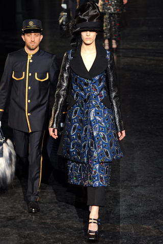 louis_vuitton___pasarela_772006286_320x480