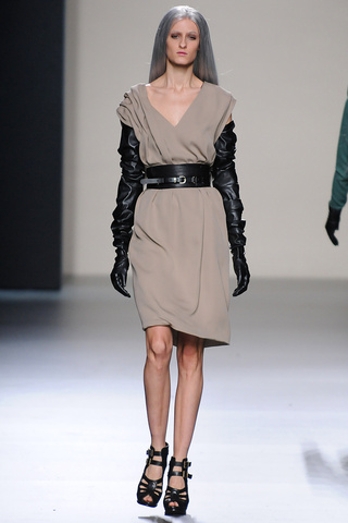 mar__a_barros___pasarela_647952273_320x480