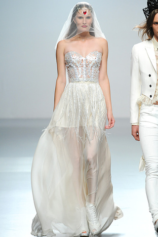 maria_escote___pasarela_872430830_320x480