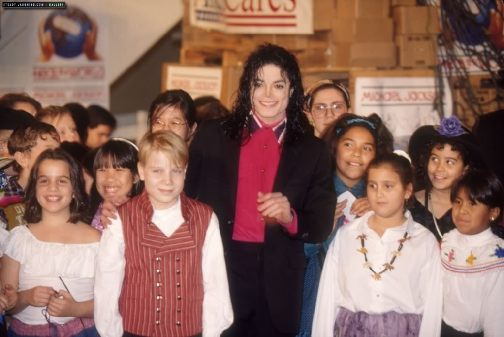 Michael Jackson con niños