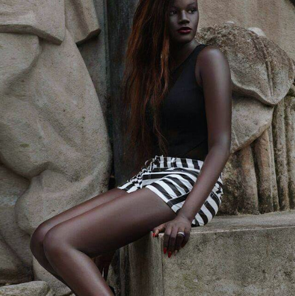 Khoudia Diop, la modelo con la piel más oscura