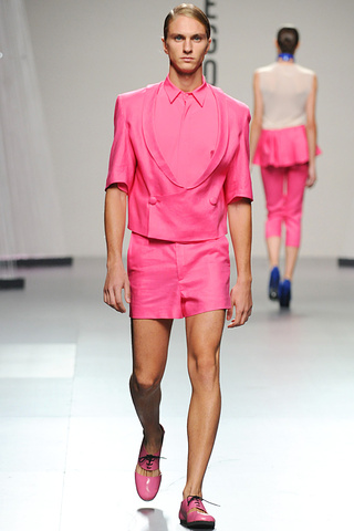 moises_nieto___pasarela_806772295_320x480