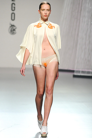 moises_nieto___pasarela_910658462_320x480