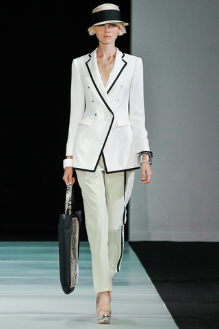 emporio_armani___pasarela_333716123_320x480