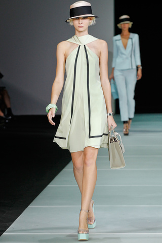 emporio_armani___pasarela_634981687_320x480