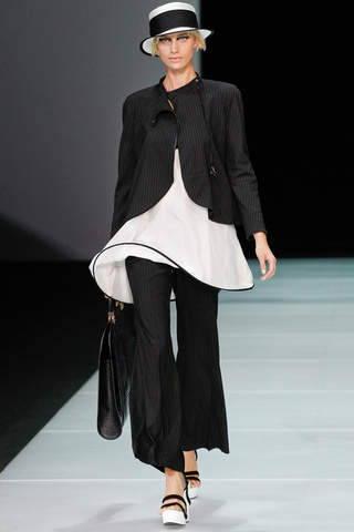 emporio_armani___pasarela_846095826_320x480