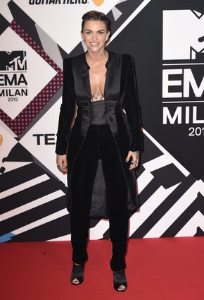 Looks MTV EMA 2015