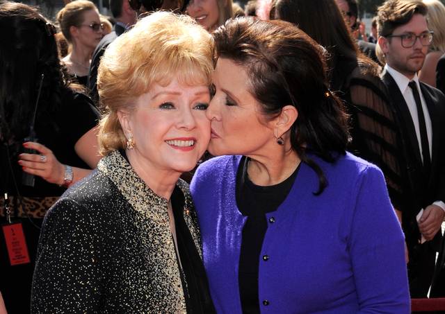 Muere Debbie Reynolds