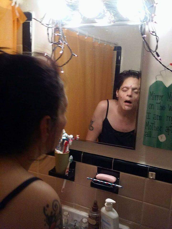 Mujer publica fotos de cuando era adicta 