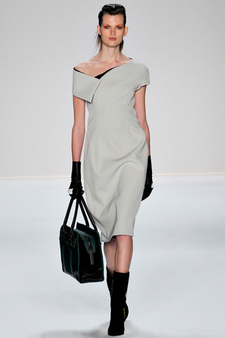 narciso_rodriguez___pasarela_736528640_320x480
